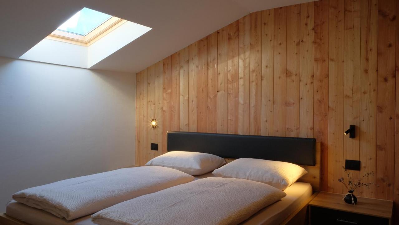 One-Bedroom Apartment with Balcony and Mountain View  