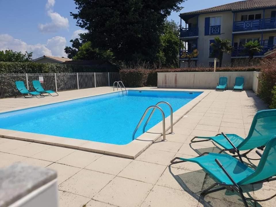 DOMAINE DES PINS SARL LTS Patrimoine - B&B
