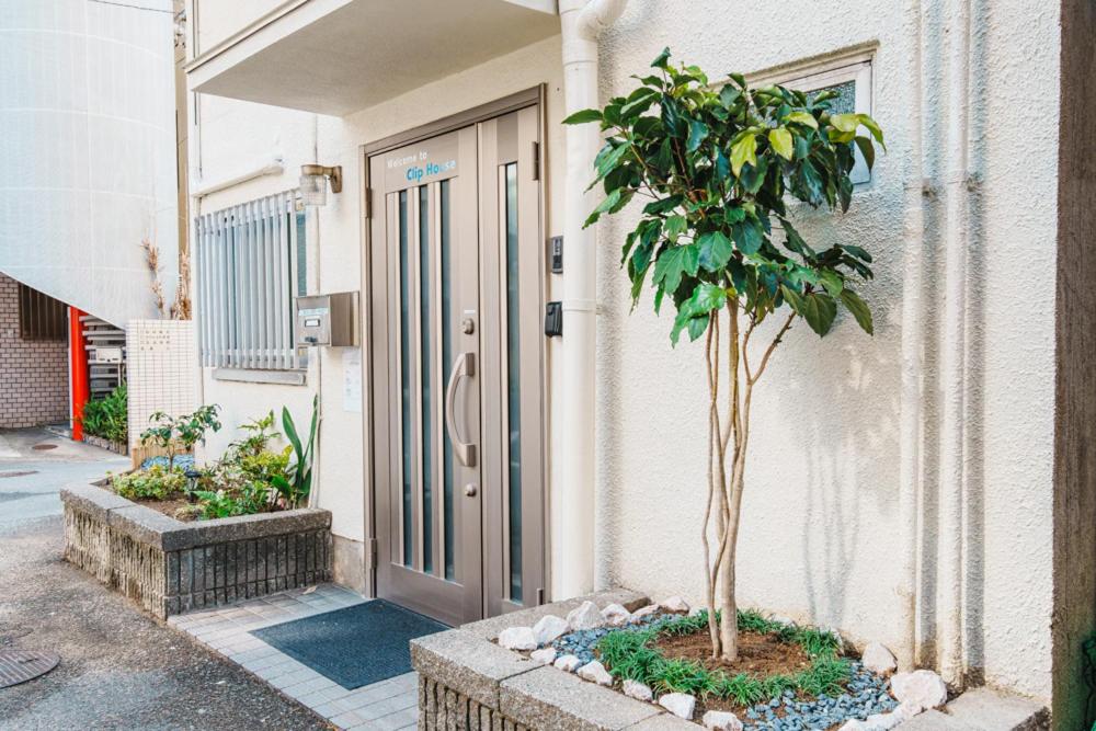 Near Osaka Castle 2 min to Tamatsukuri 12 Guests - B&B Osaka