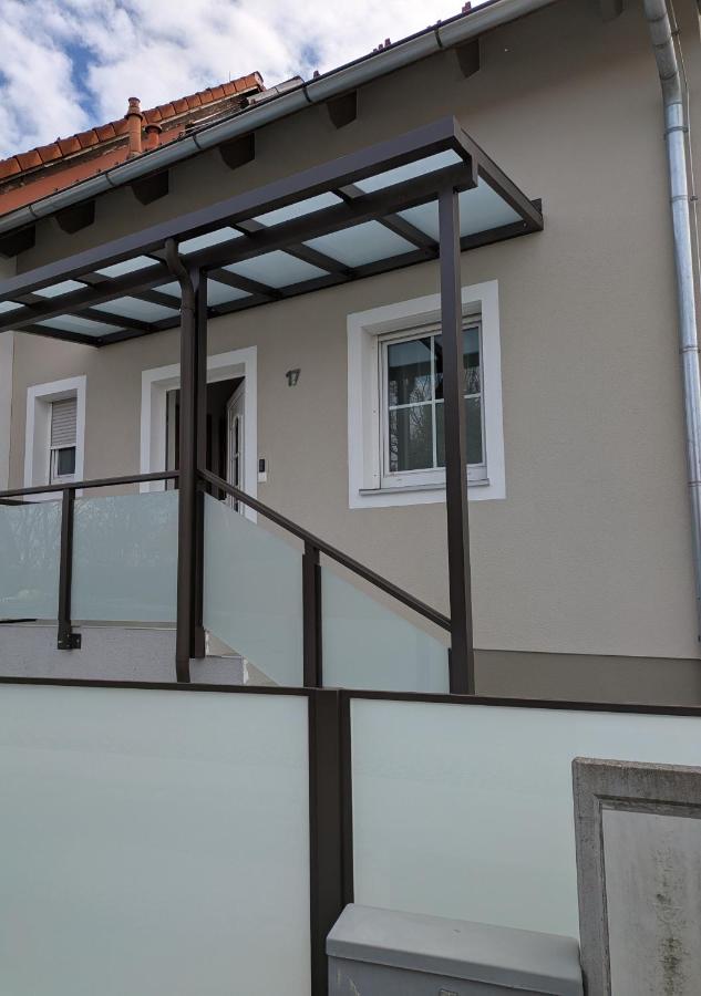 Haus am Stadtrand - B&B