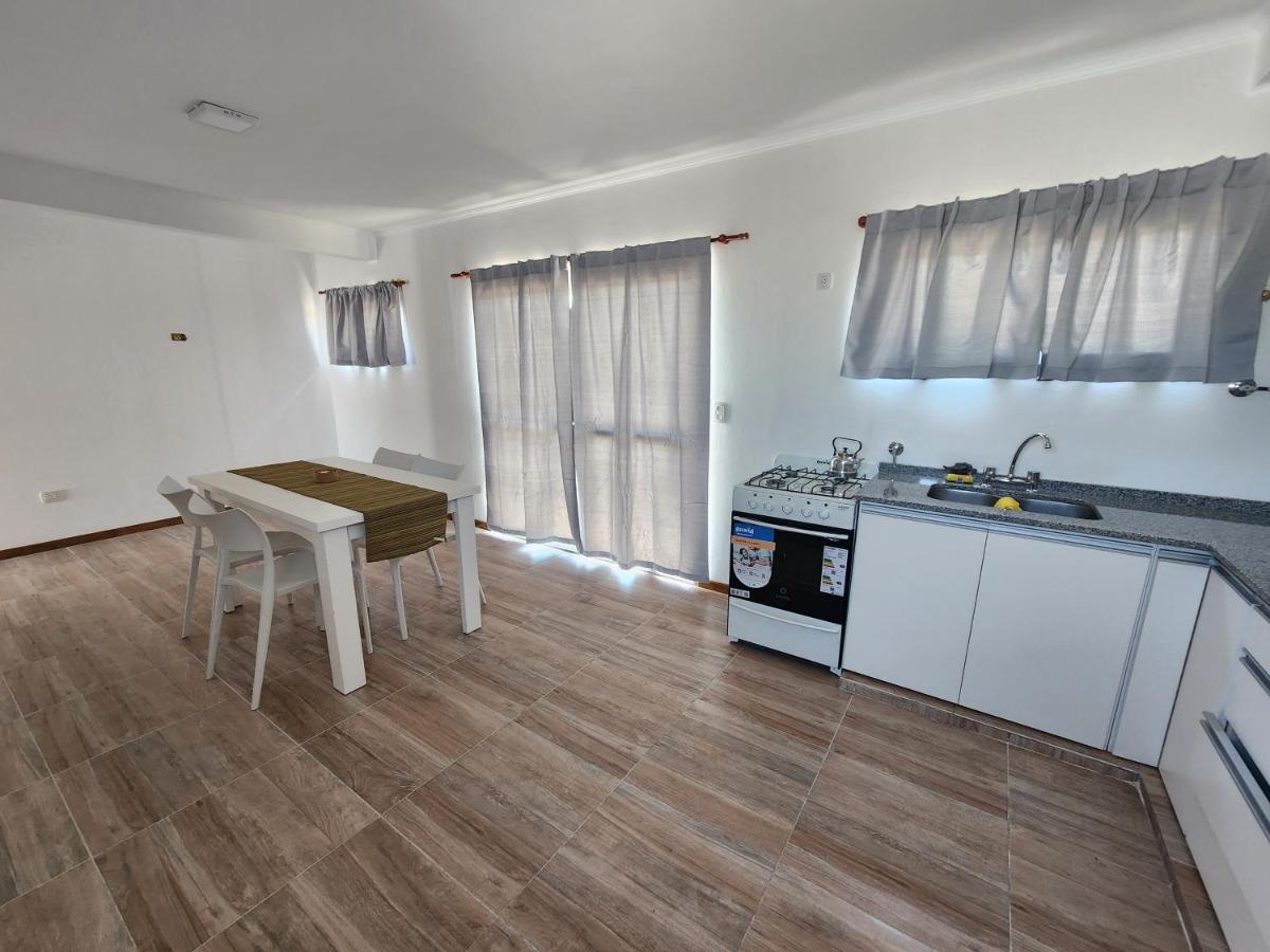 Departamento Chascomus n420 - B&B