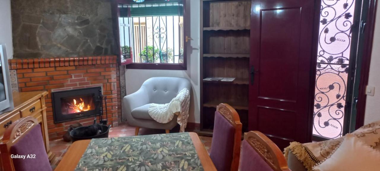 Casa Rural Pilar Seco - B&B