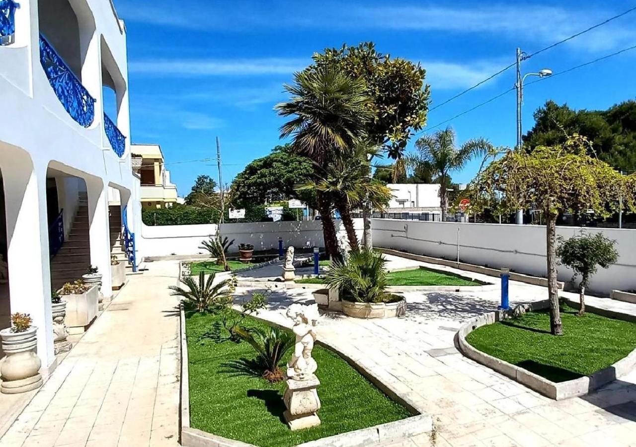 Villa Lea - Apartments Torre dell'Orso - Bed and Breakfast Torre dell'Orso