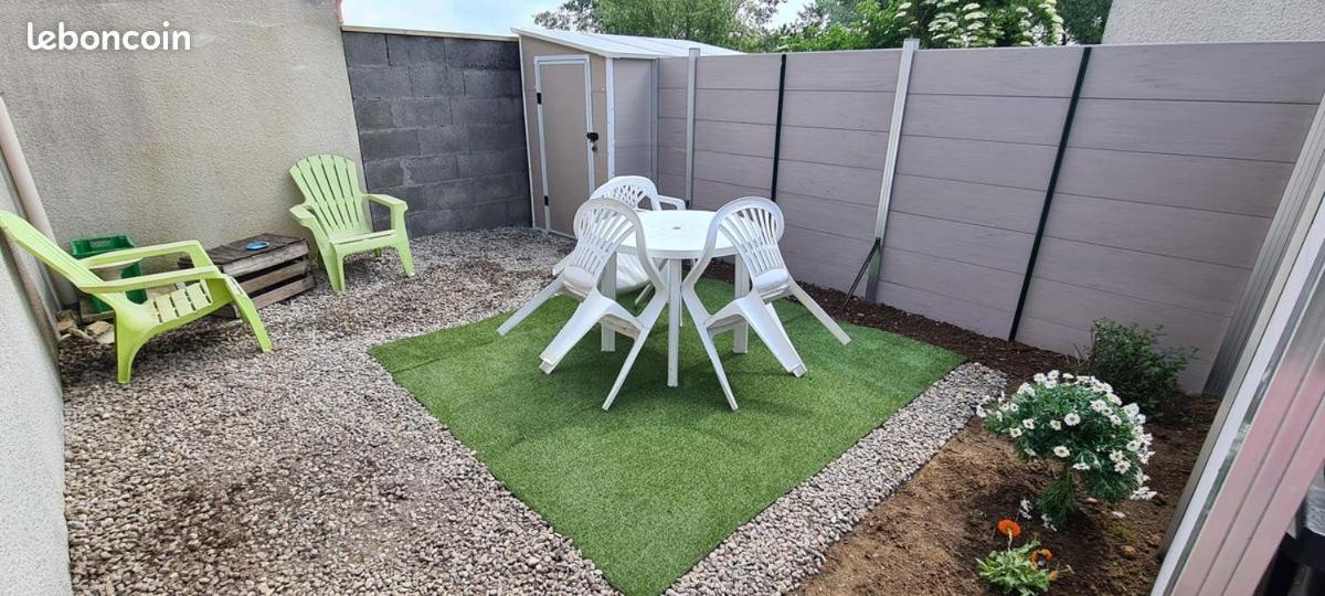 Maison Sabline 2 - T2 avec terrasse et parking 700m de l'océan - bébé bienvenu - B&B Yves