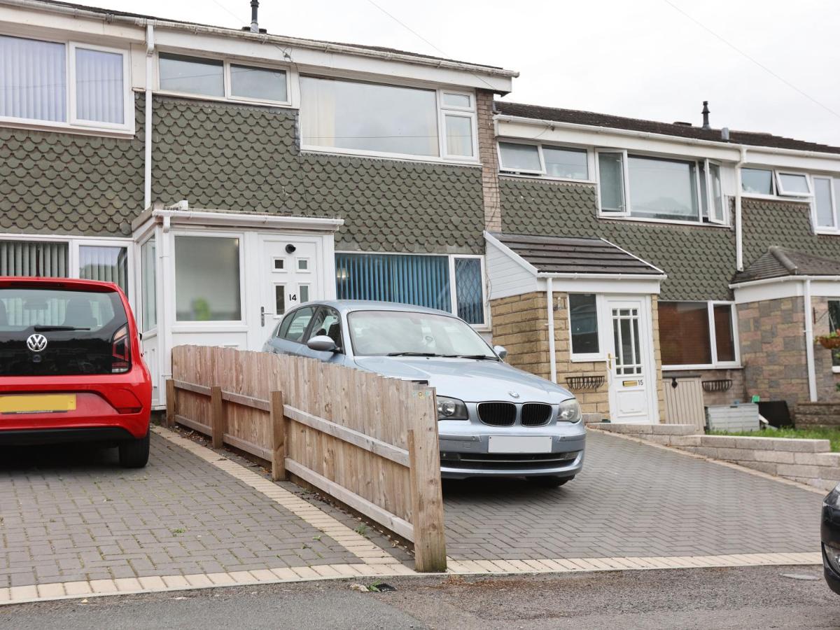 Gainsborough View By N And N Stays, Perfect for Contractor and Workers Visiting Cardiff, Pvt Off Road Parking, Close to Cardiff Bay & international sports village, long stay disc available - B&B Cardiff