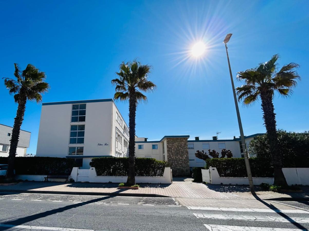 EStudio 1ère ligne vue mer ,place de parking privée accès a la plage de la résidence 3ème étage - Chambres d'hôtes Palavas-les-Flots