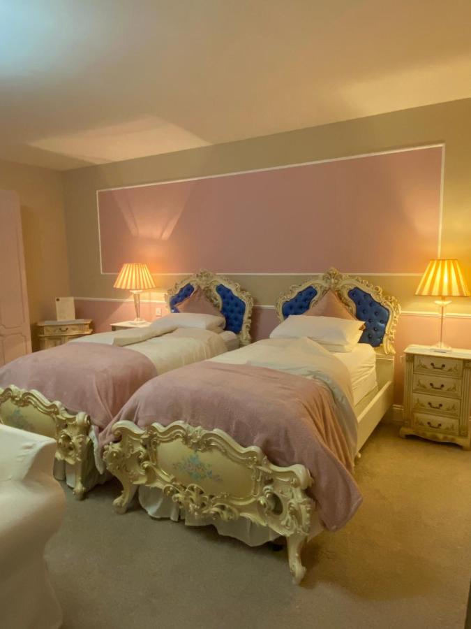 Superior Twin Room with Garden View