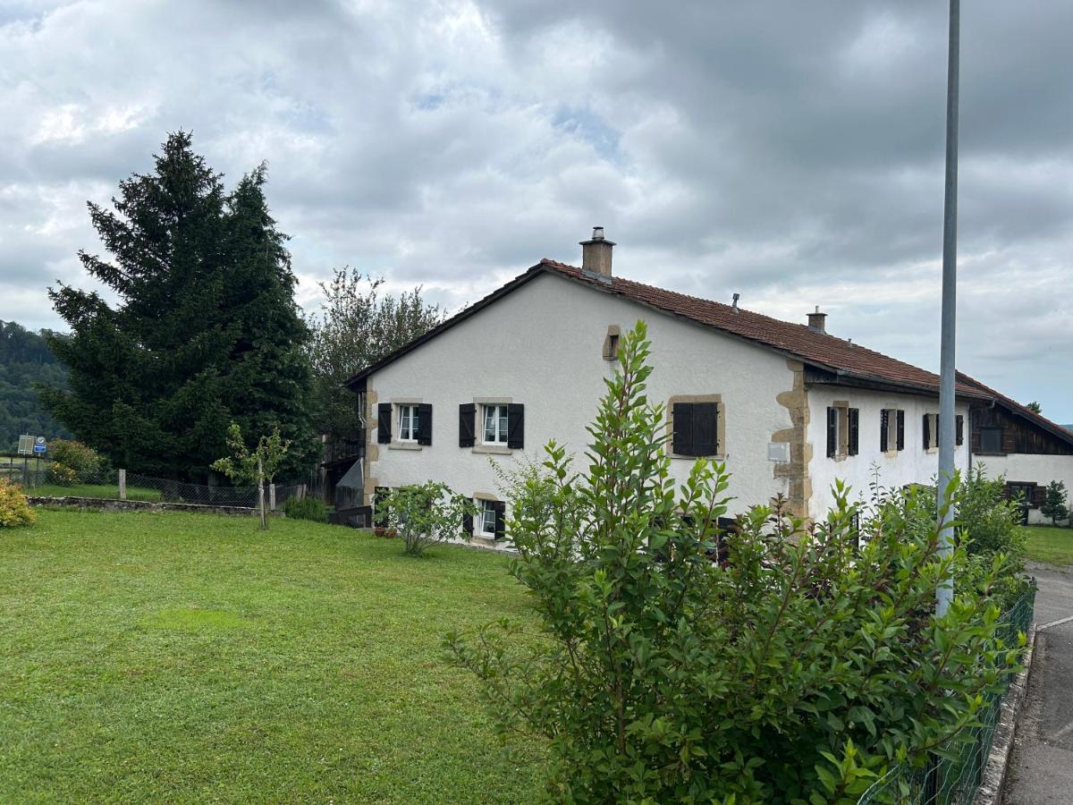 Appartement dans joli village de campagne - B&B