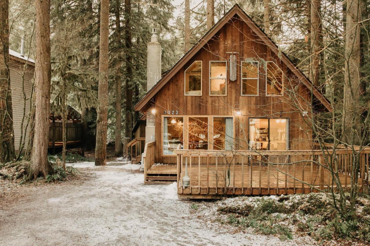 Snowline Cabin 35 - A-C - Pets Ok - Fireplace - B&B