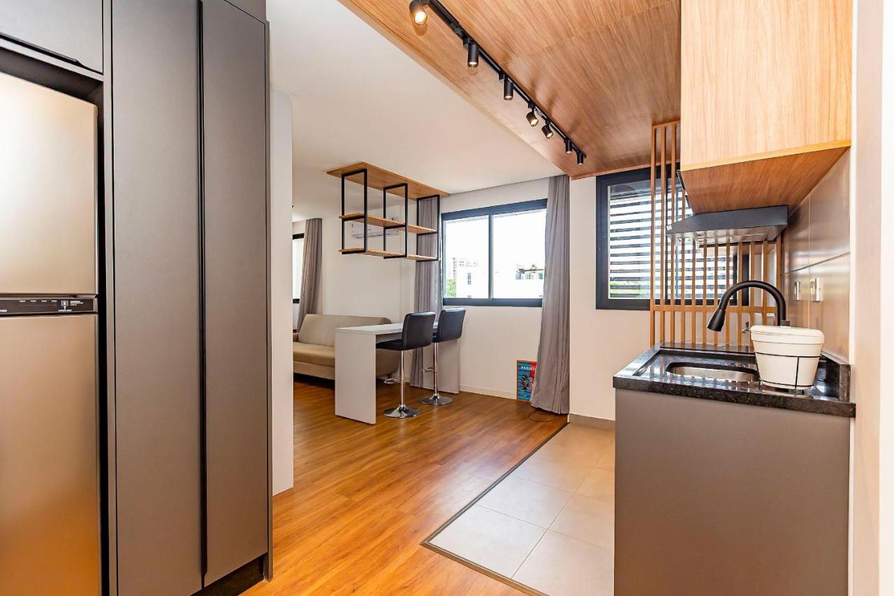 Apartamento Novo com Ar/C perto do shopping - B&B Curitiba