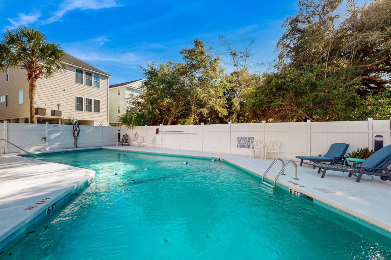 Live in the Sun, Play in the Sea - B&B Myrtle Beach