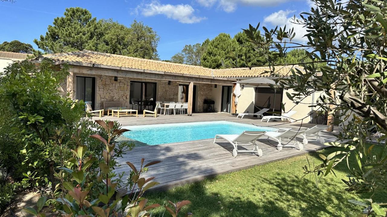 Les Villas de Fiori Di Cala Rossa - B&B Lecci