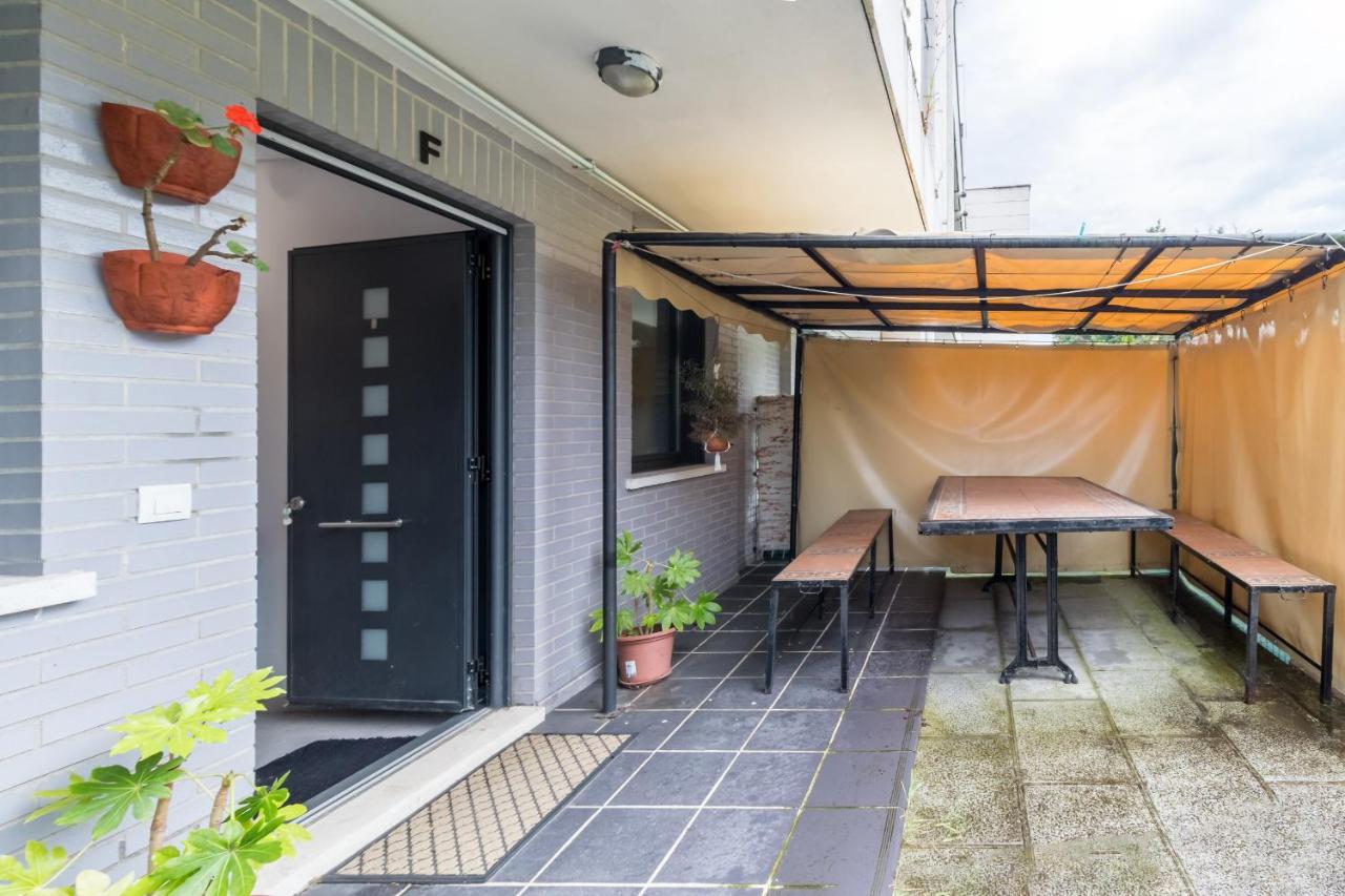 Apartment in Cudón with Private Terrace - B&B