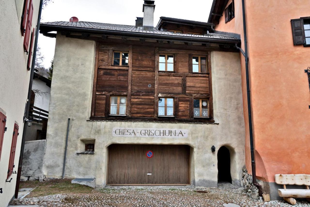 Chesa Grischuna - Madulain - B&B