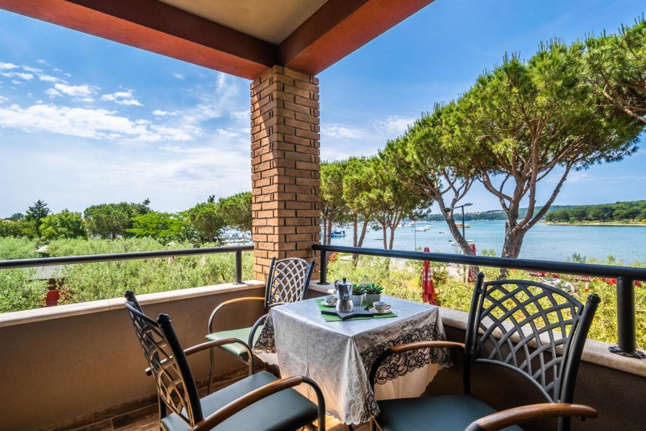Apartments Oliveto - Calming Sea View - B&B