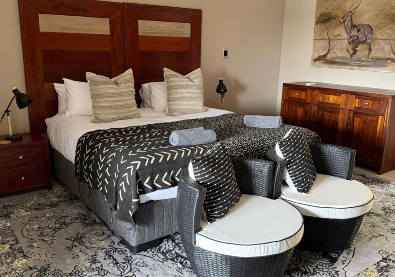 Twin Room with Balcony