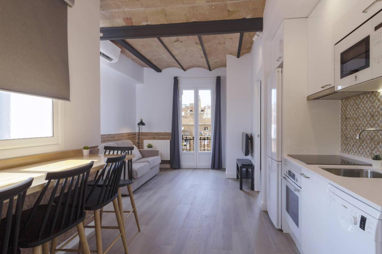 Apartamento con balcón