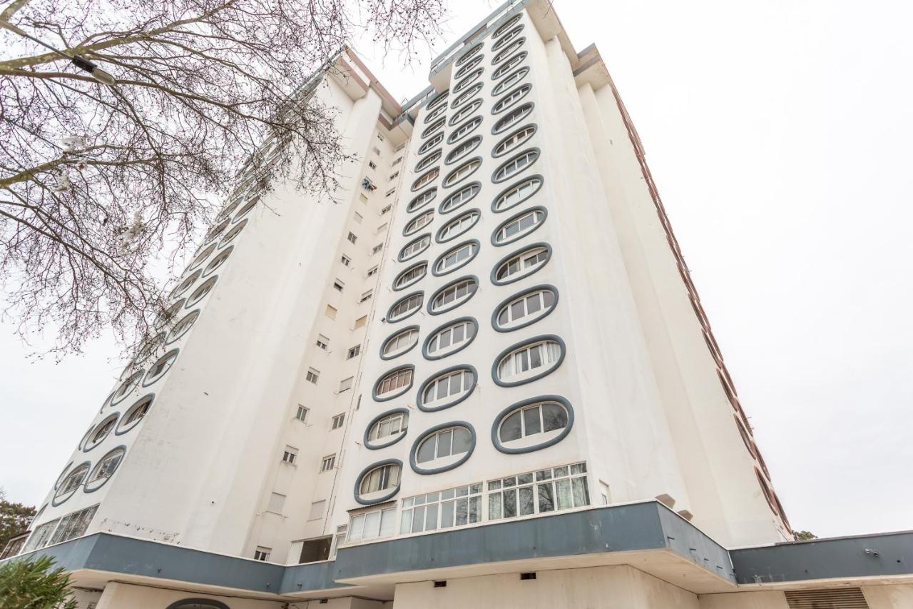 BeGuest Caparica Beach & Surf - B&B Costa da Caparica