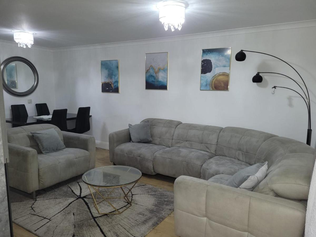 Lovely 3 bedroom house - Bed and Breakfast