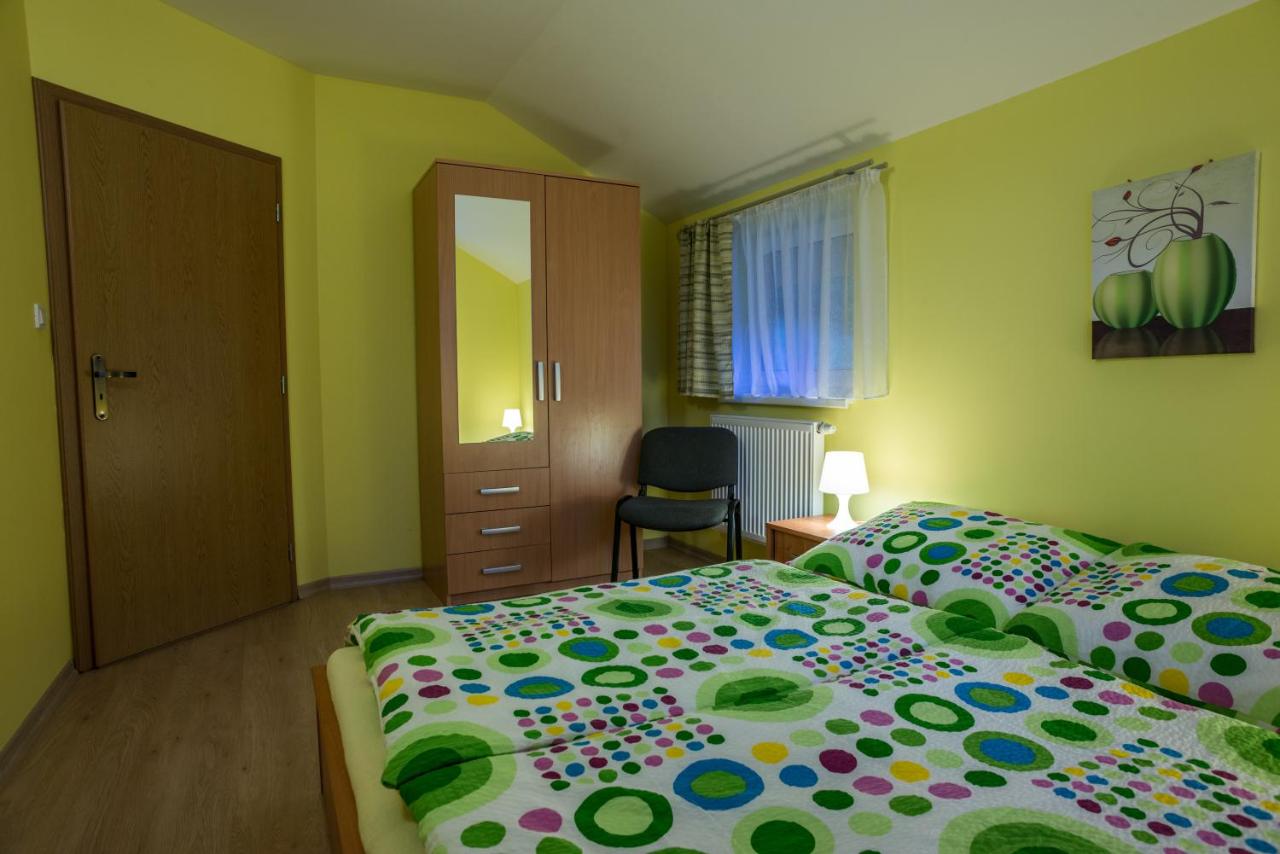 Appartamento con 2 Camere da Letto e Balcone