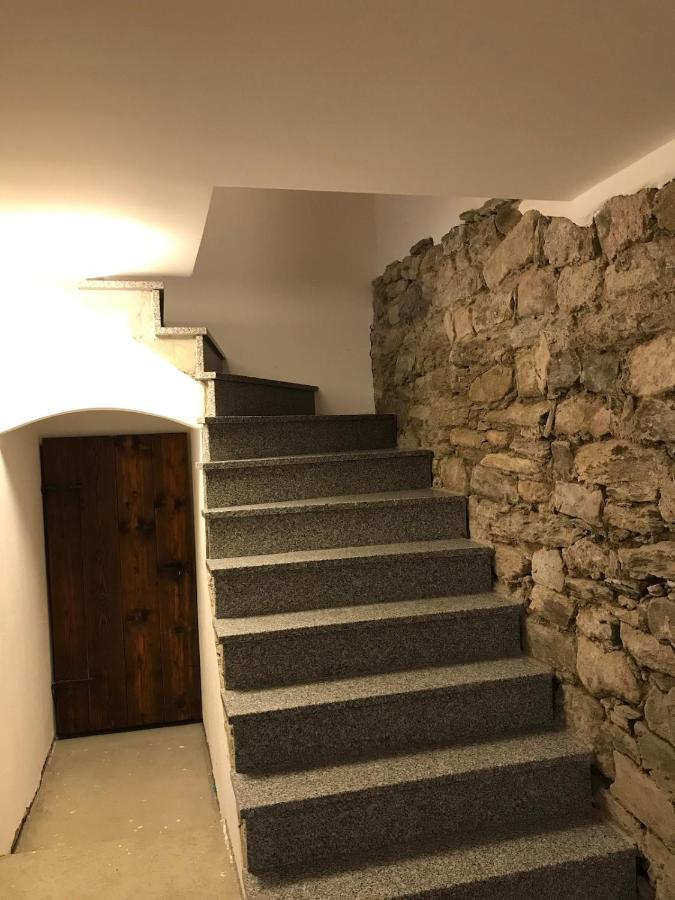 Schöne Dachwohnung mit 2 Schlafzimmern im Zentrum von Schwarzenberg - Erzgebirge - Chambres d'hôtes Schwarzenberg