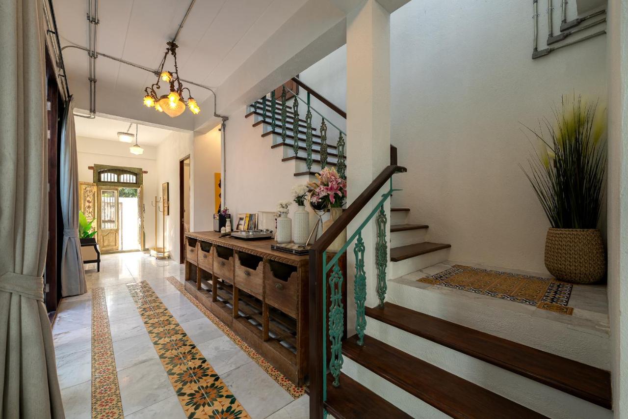 Santitham Pool Villa I 5 Bedrooms I walkable I Entire villa I Daily Housekeeping - Chambres d'hôtes Chiang Mai