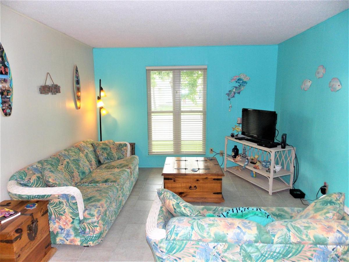 Seaside retreat- Great location fish station - B&B Port Aransas