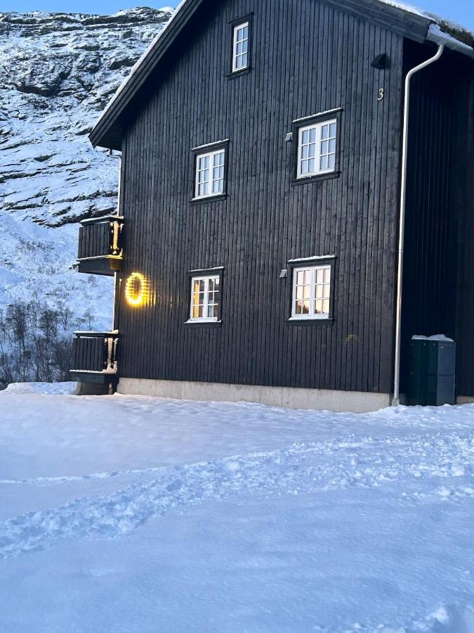 Leilighet i 1 etg Røldal - B&B Håra
