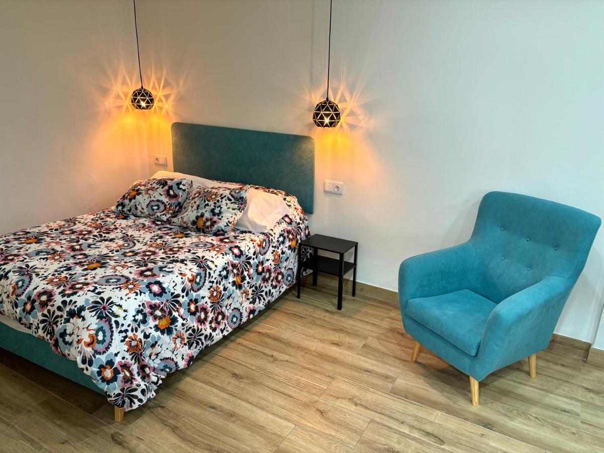 Studio with Sofa Bed