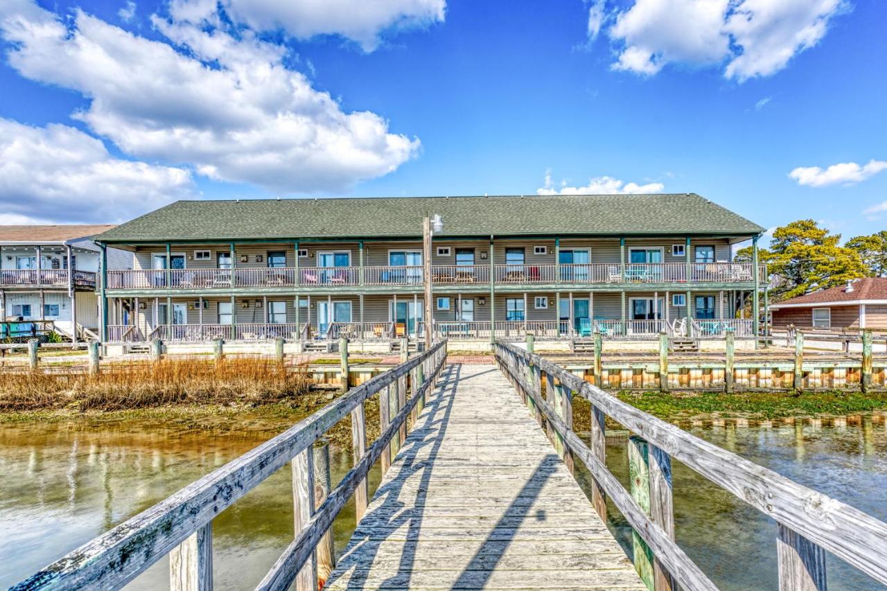 Dancing Waters at Sea Tag - Waterfront Condo! - B&B Birch Town