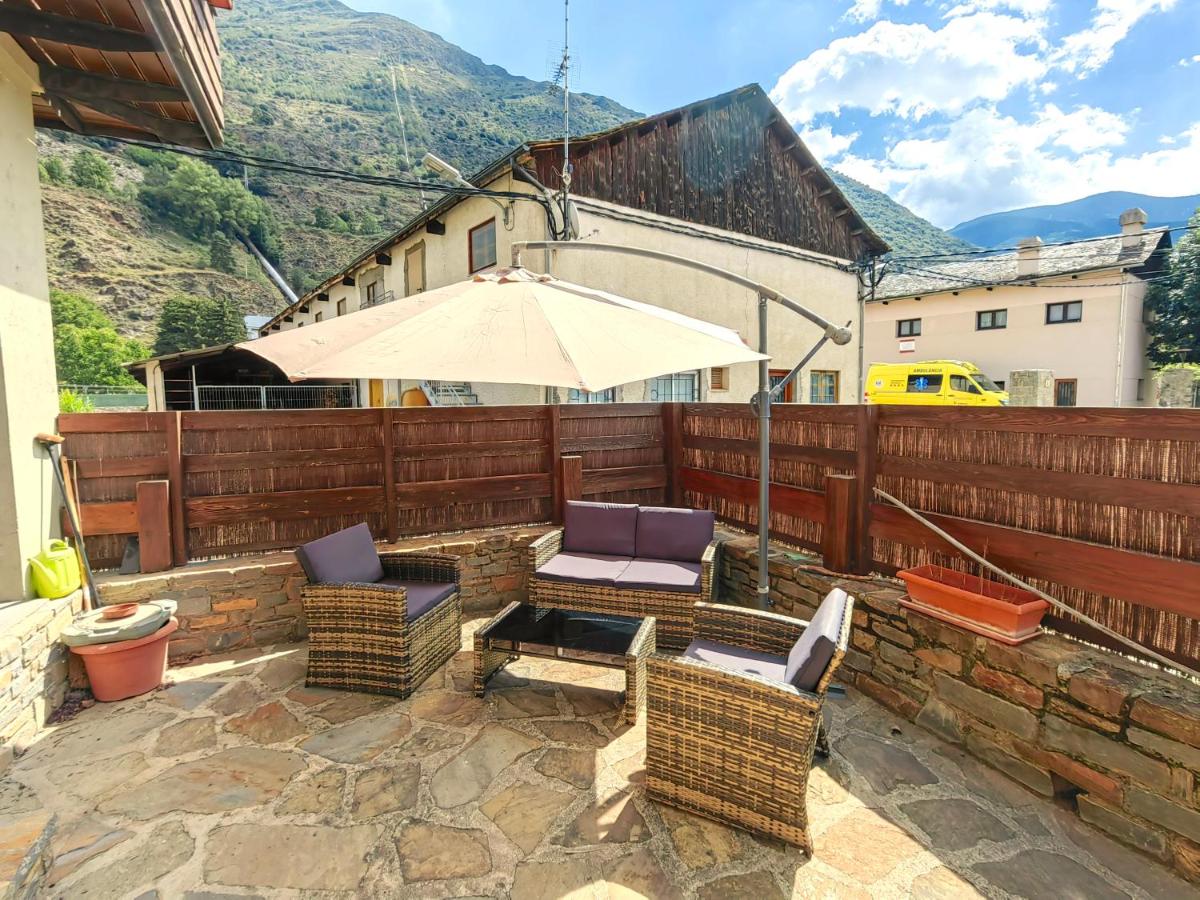 Apartament amb una terrassa única by RURAL D'ANEU - B&B