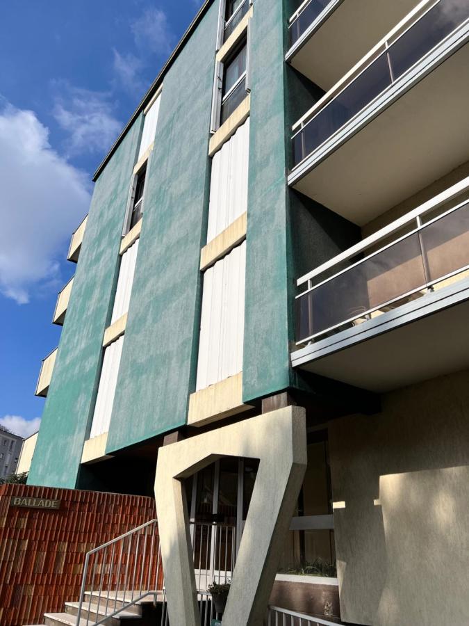 Le sourire Saint-cyrien - Chambres d’hôtes