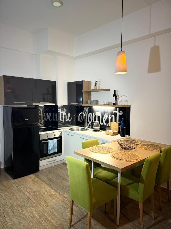 Orange Apartment 2 - Bed and Breakfast