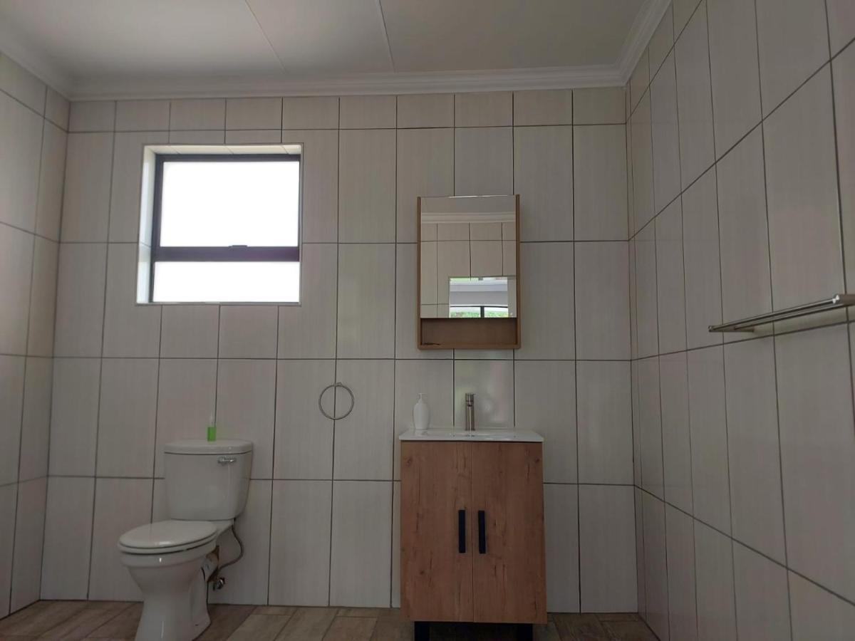 Familienzimmer mit Dusche