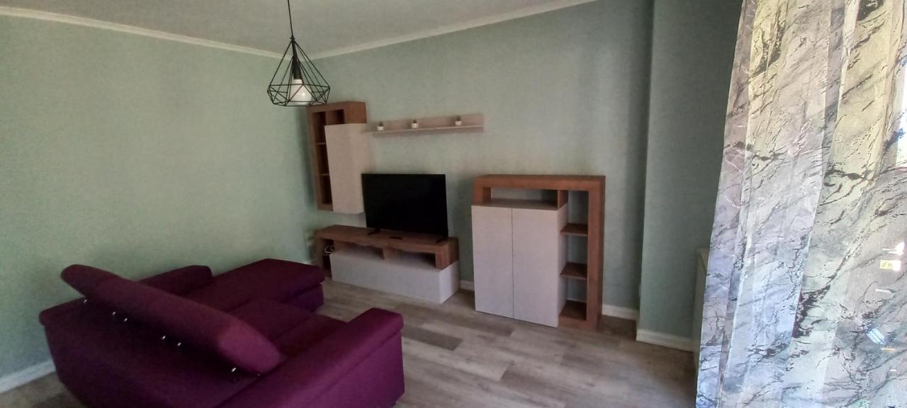 Tra lago e montagna - B&B Zone