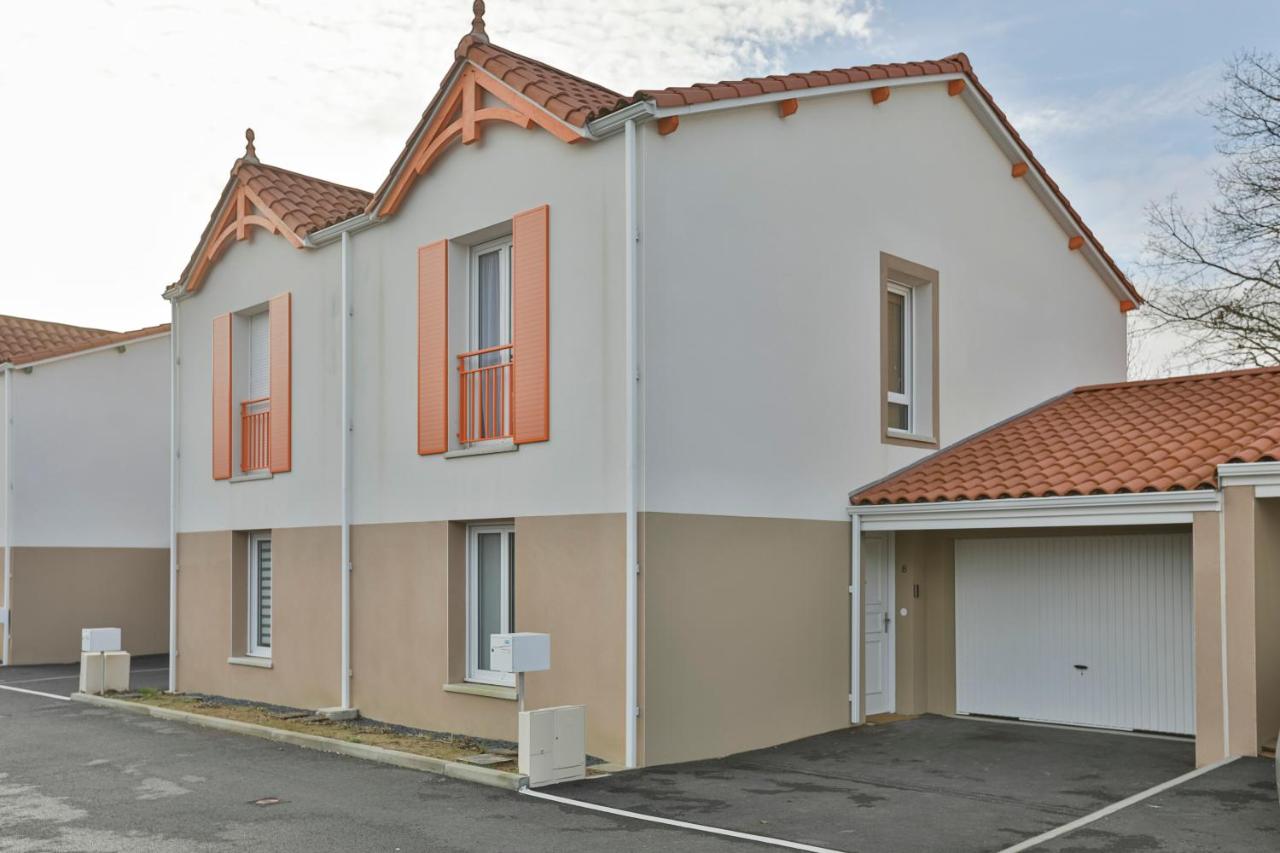 SéjourOlonne - Maison para-hôtellière 4 étoiles, quartier calme - Bed and Breakfast
