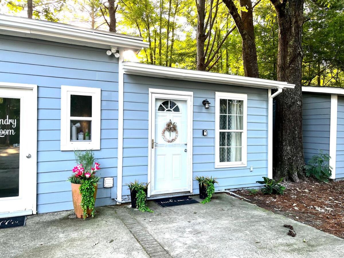 Private Guest House Near Beach - Ferienwohnung
