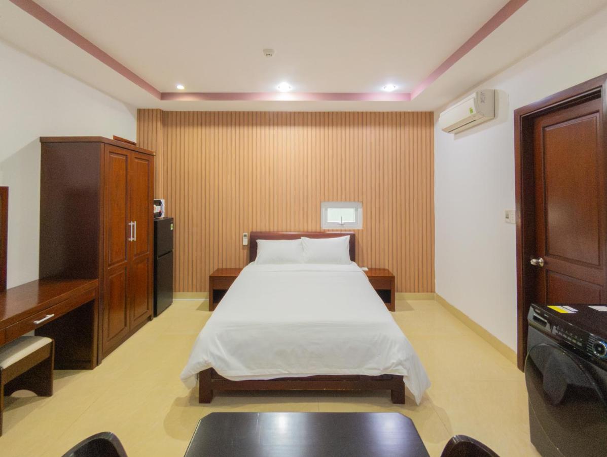 Two-Bedroom Apartment with City View