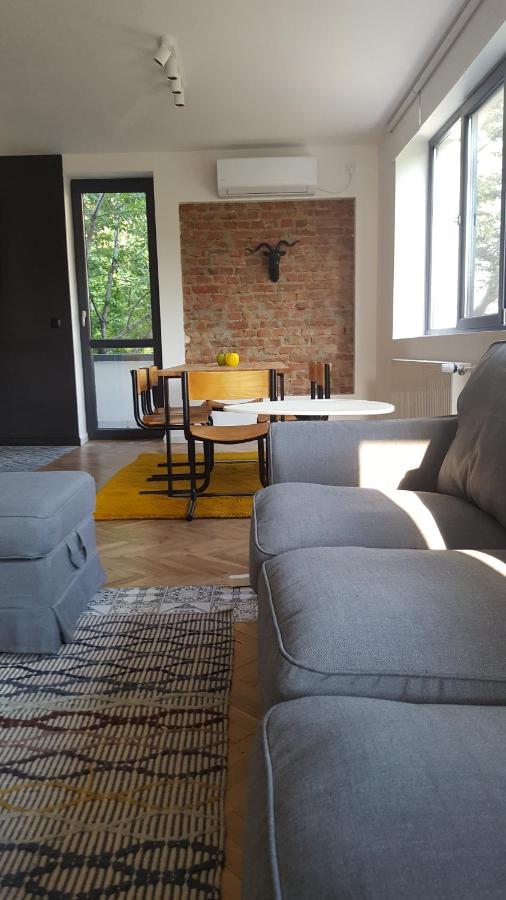 Central Apart - Ferienwohnung