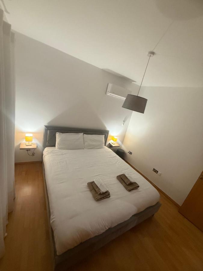 Apartamento con balcón