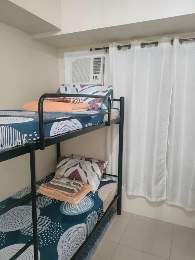 2 Bedroom Unit- Avida Towers Riala, IT Park Cebu - Villahermia Staycation - Chambres d'hôtes Cebu