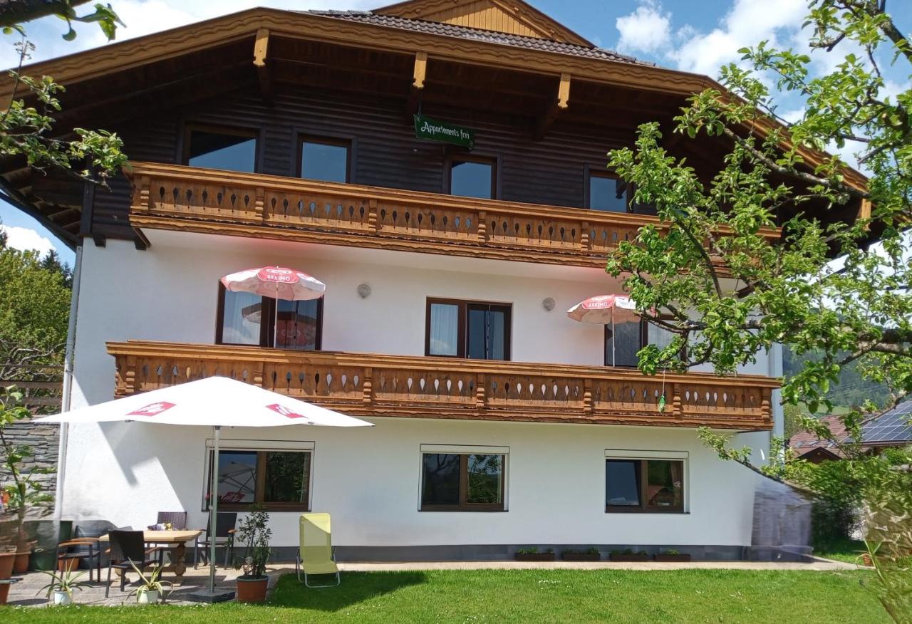 Haus Christof private Ferienwohnungen Nähe Wörthersee und Ossiacher See - Chambres d’hôtes Agsdorf