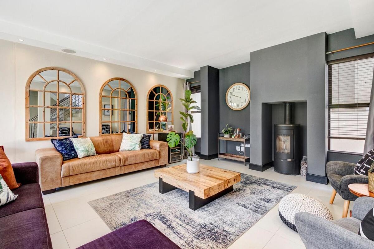 3 Bedroom Villa in Big Bay - B&B Cape Town