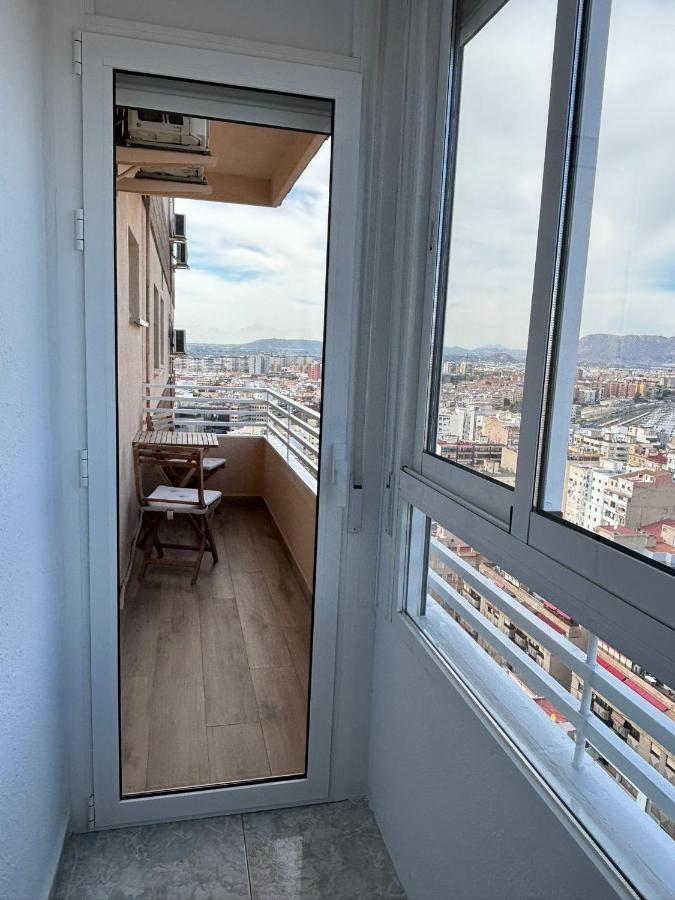 Luceros 310 New - B&B Alicante