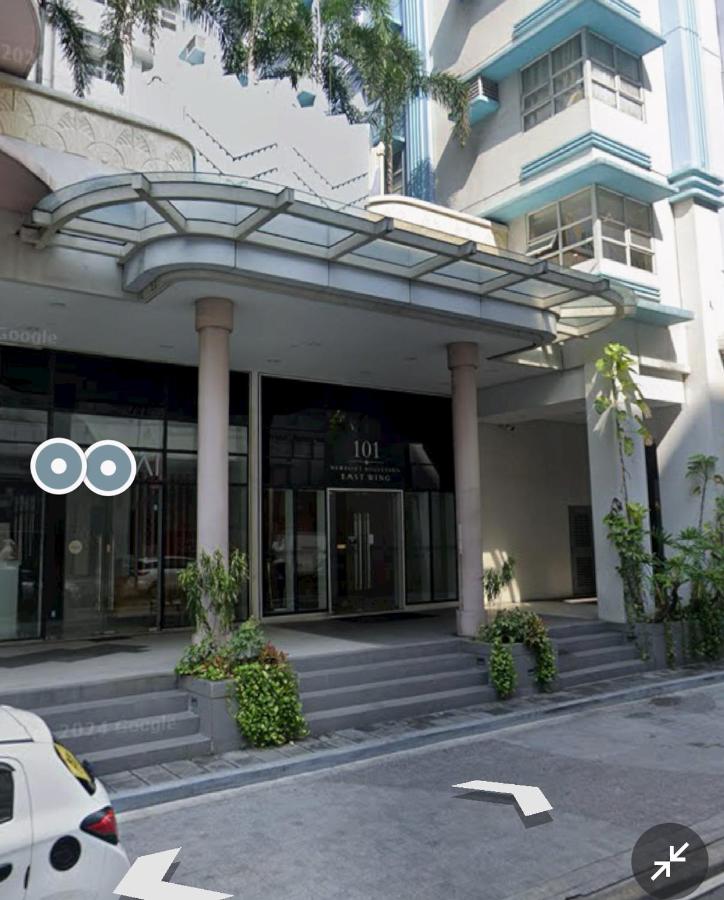 studio flat at 101 Newport Boulevard - B&B