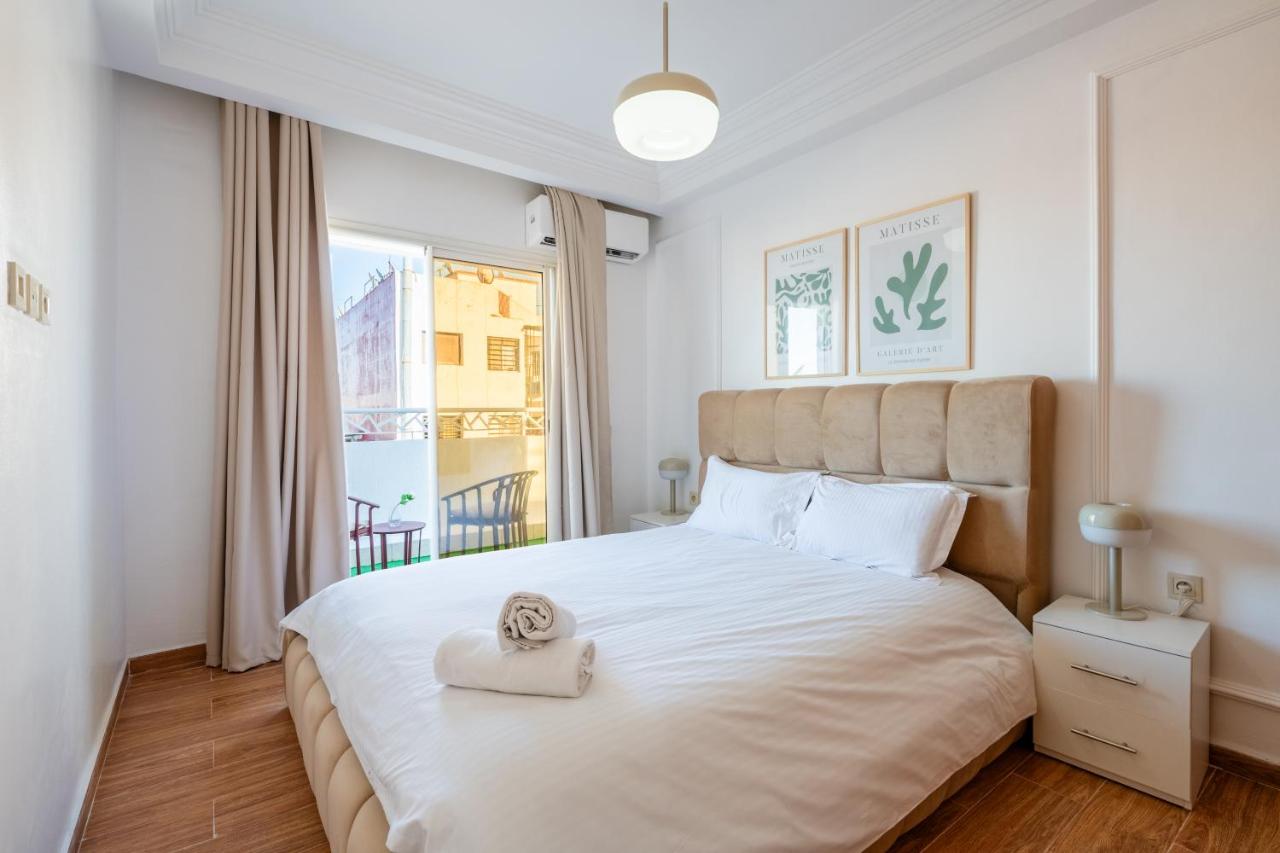 Apartment with City View