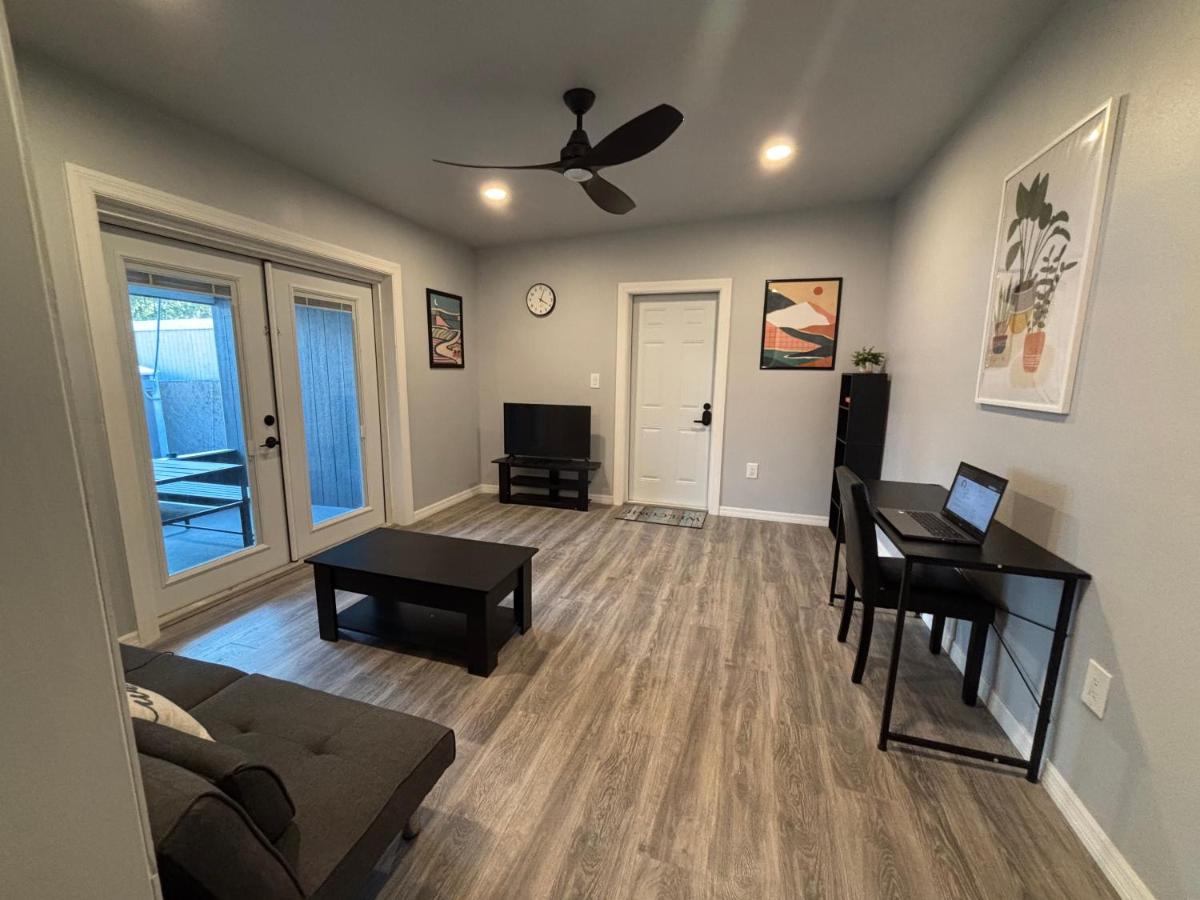 Cozy cove stay - B&B