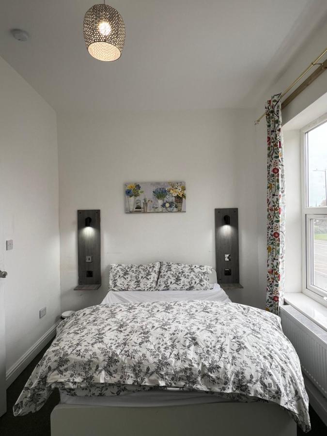 Double Room with Shared Toilet