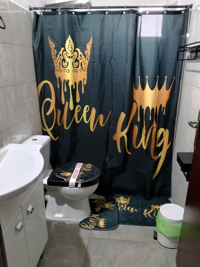 Deluxe Queen Suite
