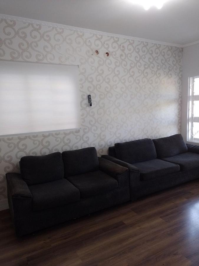 Sobrado confortável e aconchegante - Bed and Breakfast Artur Nogueira